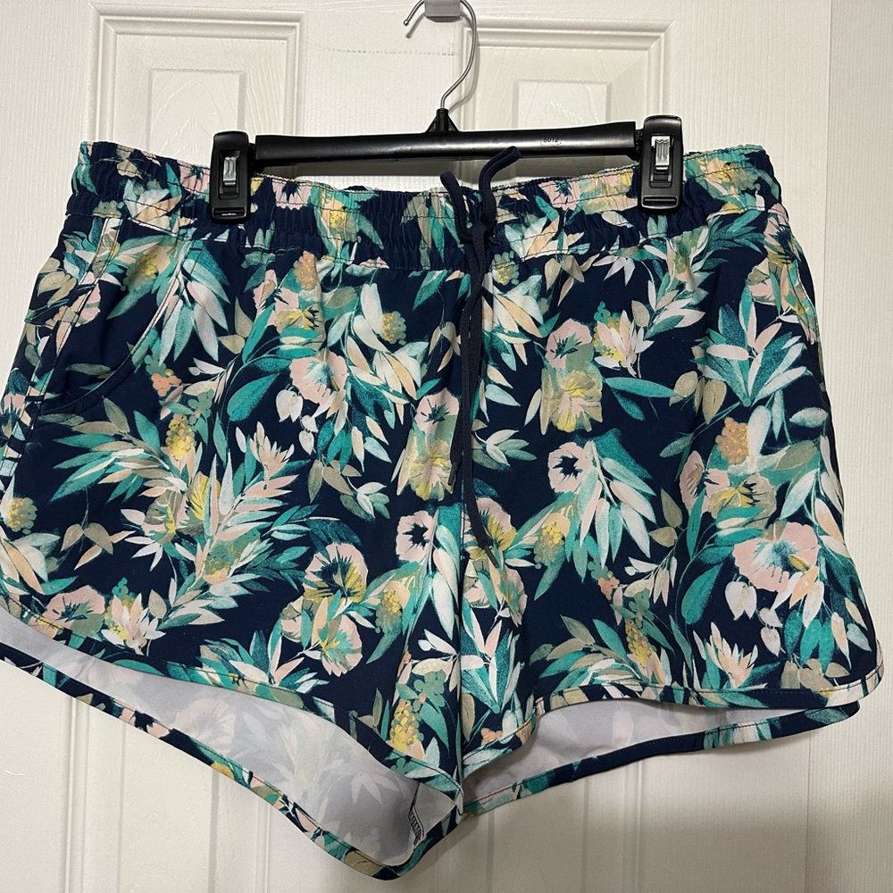 Columbia Women's Bogata Bay XXL Shorts